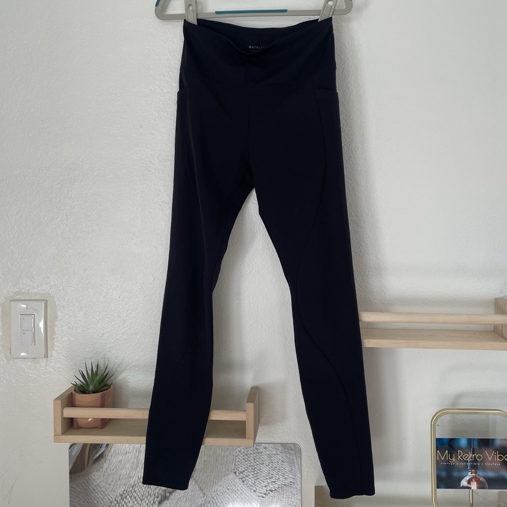 Athleta Quest Hybrid Tight‎ Size 4